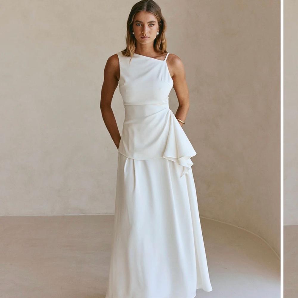 Sabo Skirt Elegant One Shoulder Cream top